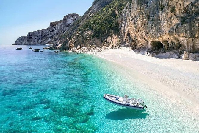 One day guided boat tour along the Baunei coast. - Why Baunei coast only makes sense by boat