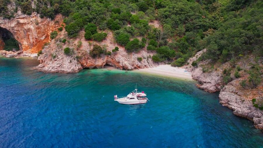 Opatija/Lovran: Boat Trip to Secluded Beaches on Island Cres - Cruising Kvarner Bay: what the “in-between” time is really for