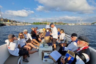 Open Electric Boat Ride in Stockholm with Live-Guide - Meeting at Skeppsbron: your easy start on the water