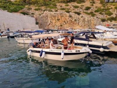 Otranto: Boat Tour, possibility of bath swimming aperitif - Northern vs Southern route: how to pick your itinerary