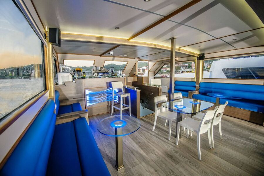 Ouranoupoli: Mount Athos Sightseeing Glass-Bottom Boat Tour - Mount Athos viewing: why the western coast matters on this route
