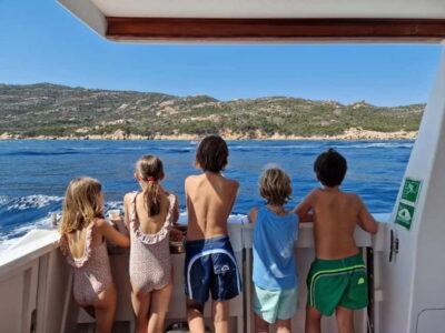 Palau: La Maddalena Archipelago Comfort Boat Tour with Stops - The boat itself: big comfort with a small-group feel