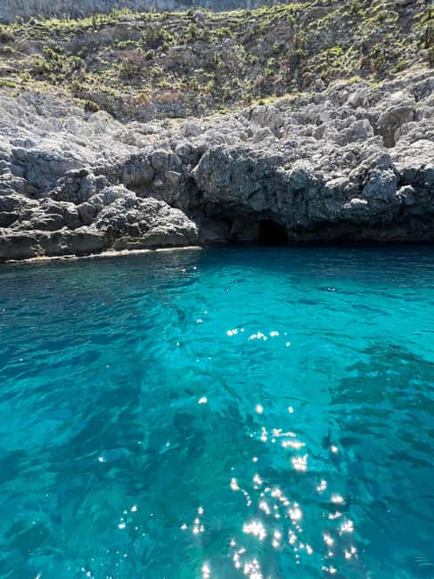 Palermo: Mondello Boat Tour and Nature Reserve with Snacks and Drinks - Key things I’d circle before booking