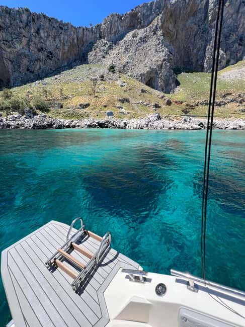 Palermo: Mondello Boat Tour and Nature Reserve with Snacks and Drinks - Meeting point near White Club Palermo (and what to do before you arrive)