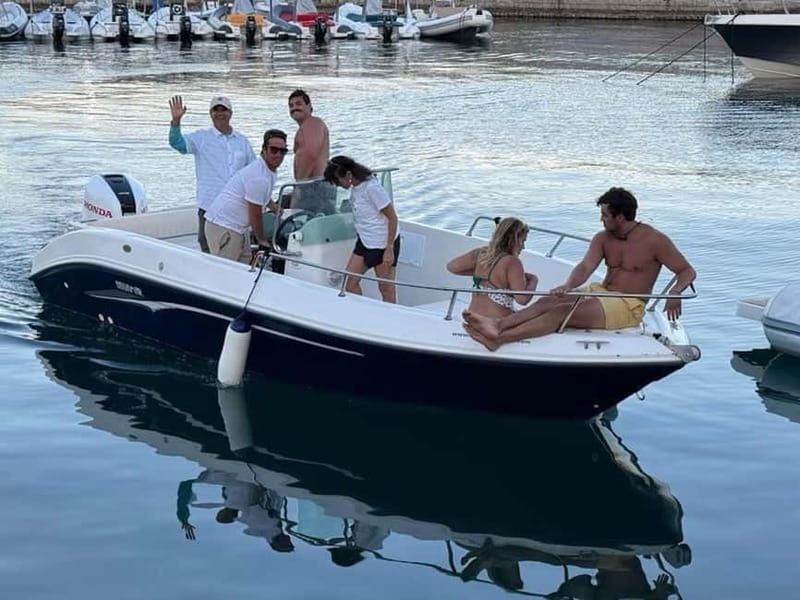 Palermo: Mondello, Capo Gallo Reserve Boat Tour, and Snack - Snacks, drinks, and comfort: the small things that make it feel like value
