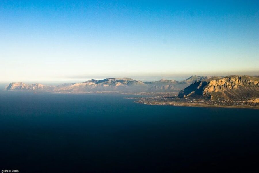 Palermo: Mondello, Capo Gallo Reserve Boat Tour, and Snack - Dolphins and photo moments: how to make the ride back count