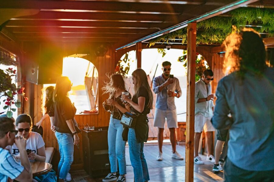 Palma de Mallorca: Sunset Boat Tour - Crew, music, and the small human moments