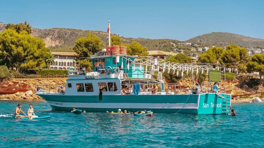 Palma: Punta Negra and Ses Illetes Boat Trip with Live Music - Key points at a glance