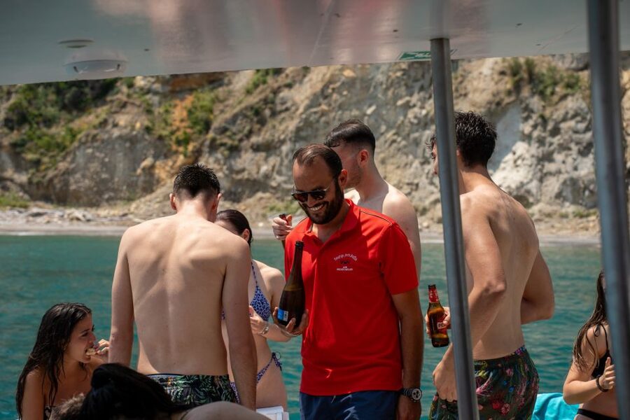 Palmarola: Boat tour with lunch on board - Price and value: why $47 can make sense for a 6-hour sea day