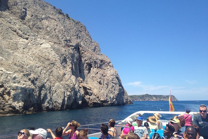 Panoramic Mallorca Boat Trip to Formentor Beach - Crowd Comfort on a Max 150-Person Boat