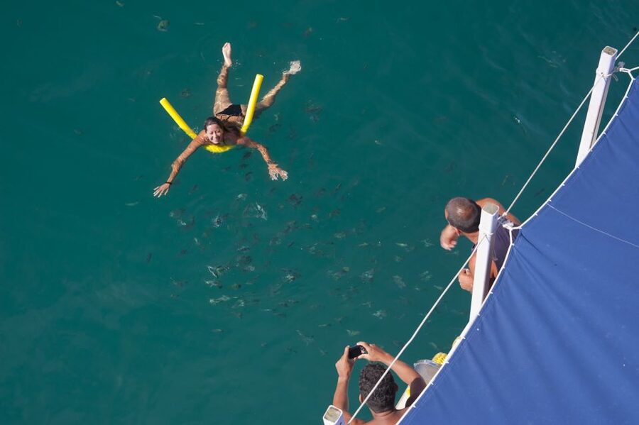 Paraty Bay: Islands & Beaches Boat Tour with Snorkeling - Stop-by-stop flow: what you’ll do during each swim break