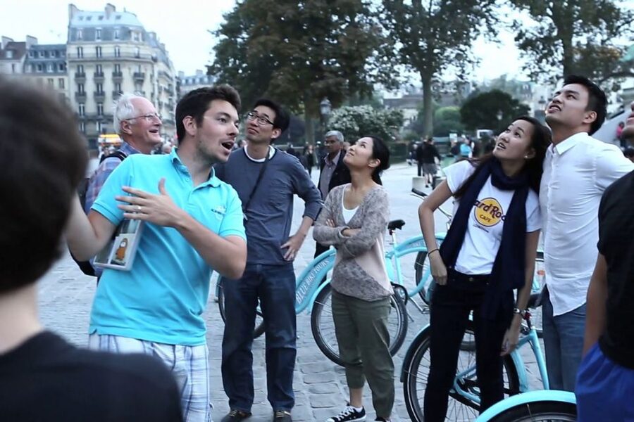 Paris: Evening Bike and Boat Tour - Pont Alexandre III and the Seine banks: biking right into the river mood
