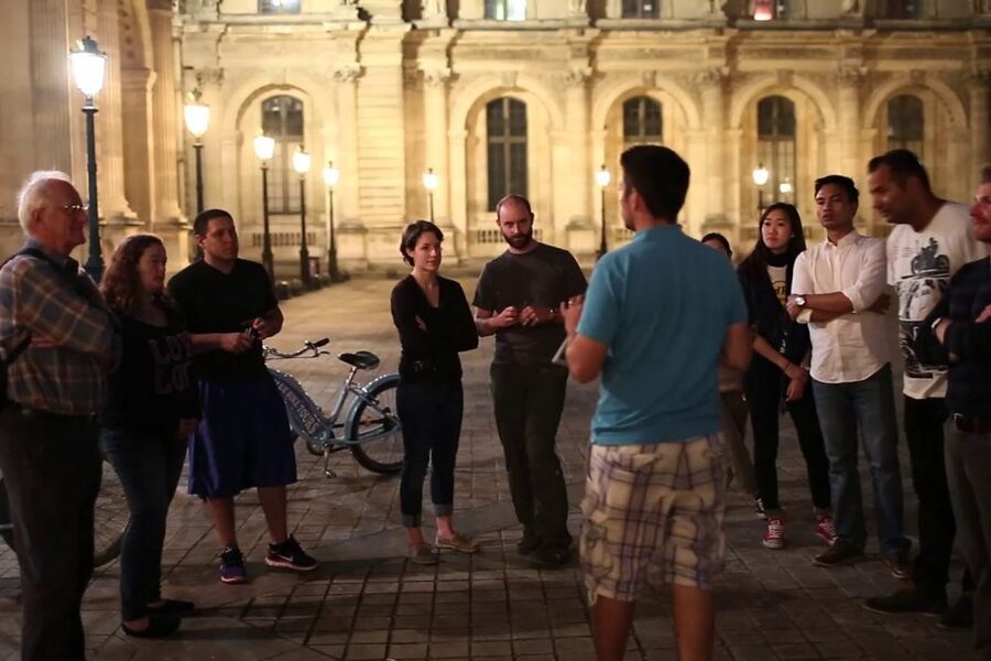 Paris: Evening Bike and Boat Tour - Eiffel Tower timing and how to make the photo stops count