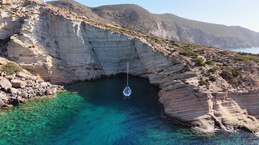 Paros Antiparos: Full-Day Boat Tour with Lunch & Drinks - Price and value: what you’re really paying for at $201
