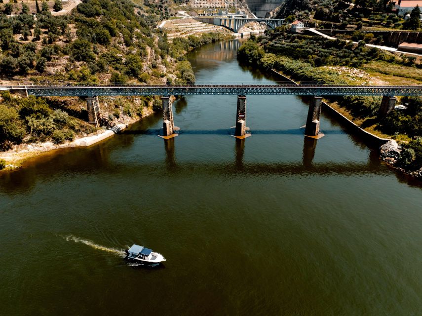 Pinhão: Douro River Boat Tour with Lunch - How the Pinhão day really plays out in 3 hours