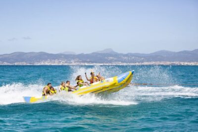 Playa de Palma: Banana Boat Ride - Check-in, life jacket, and the safety rhythm