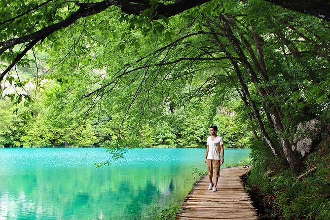 Plitvice Lakes - Day Tour with Boat Ride - TICKETS RESERVED - The coach schedule: what 10 hours feels like in real life