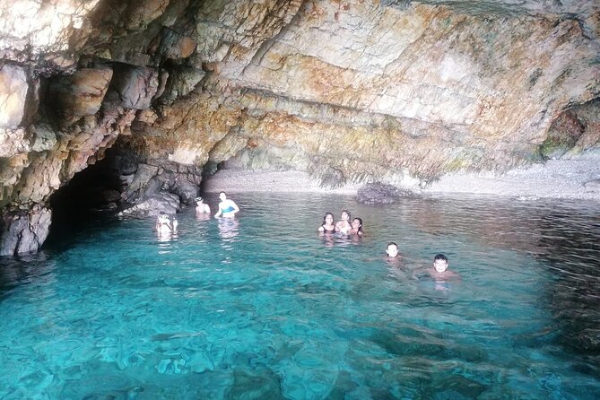 Polignano a Mare: Boat Tour of the Caves - Small Group - Caves, captain skills, and the moment you swim