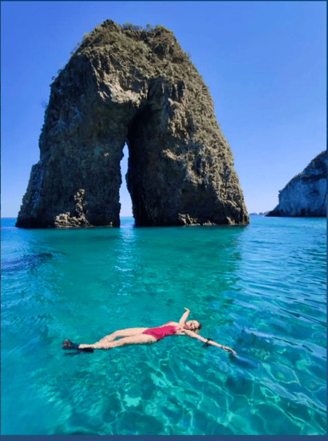 Ponza/Palmarola boat tour with lunch on board - Who this tour is best for