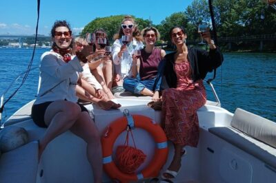 Porto:Douro River boat tour under the 6 bridges - Port wine tasting: red, white, ruby (and why it’s good value)