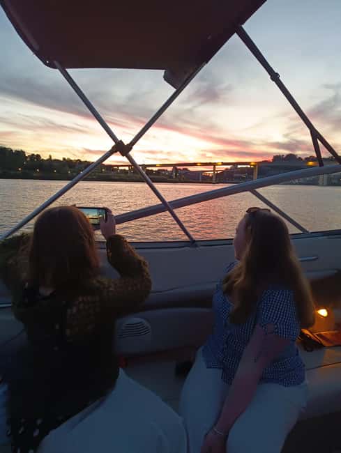 Porto: Douro River Cruise & Boat Tour with Port Wine Tasting - Price and value: is $42 per person fair for a private boat?