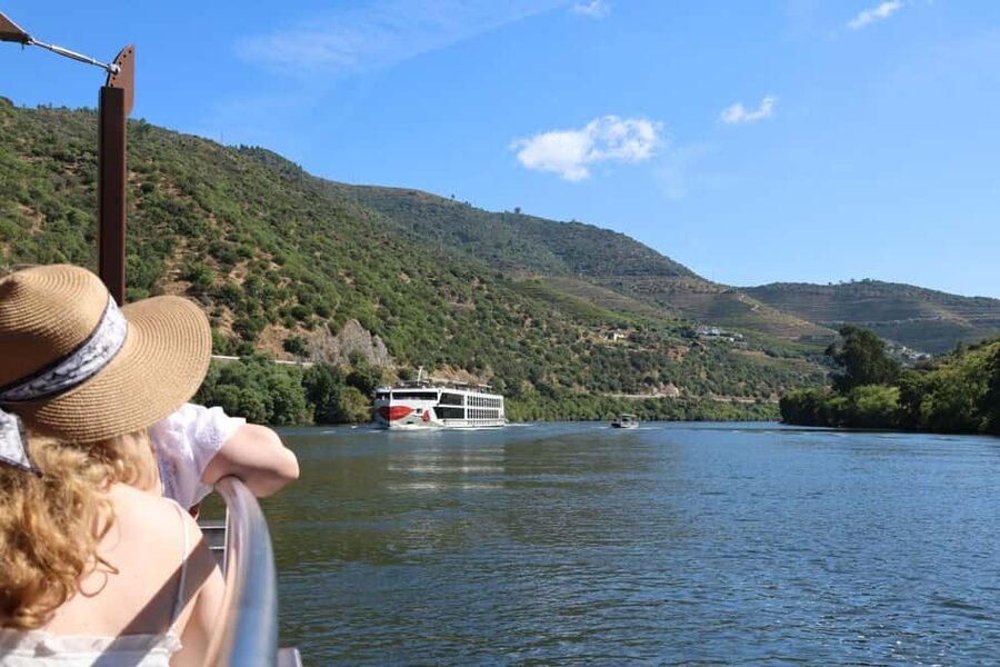 Porto: Douro Valley, 2 Wineries, Lunch, and 1-Hour Boat Tour - Cambres and the second producer visit: more charm, more local feel