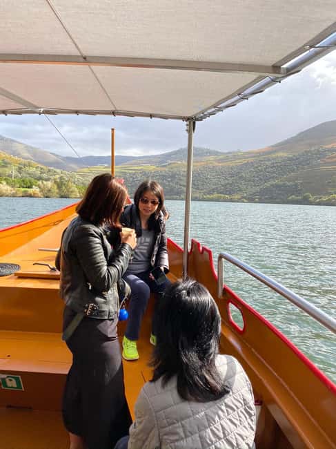 Porto: Douro Valley with Small Wineries, Lunch and Boat Tour - What to Pack and How to Do This Day Trip Smoothly