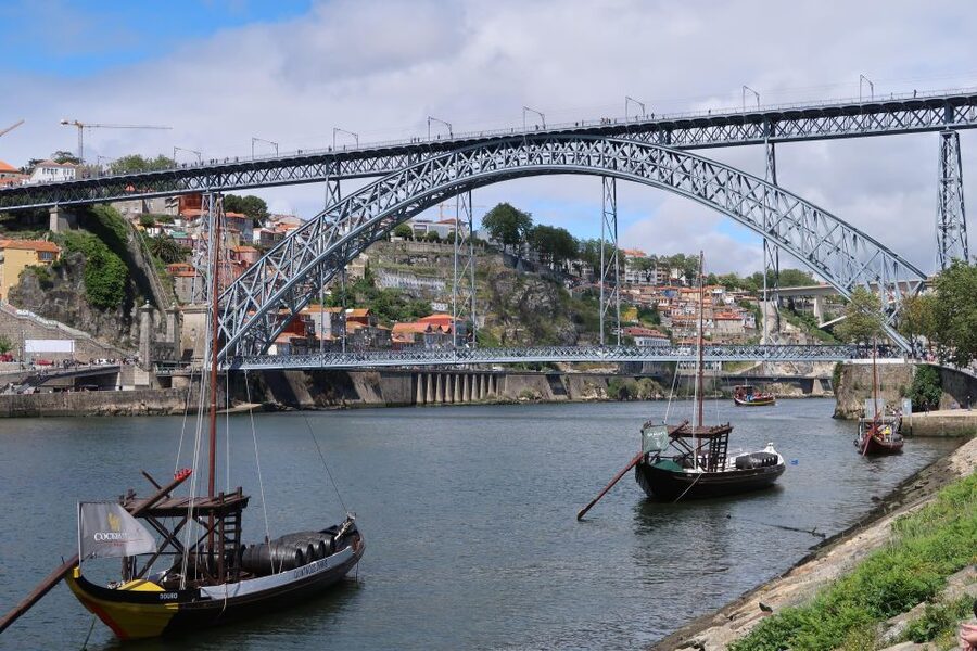 Porto: Self-Guided Bike and Boat Tour with Port Wine Tasting - Who This Porto Trip Suits Best (and Who Should Rethink It)