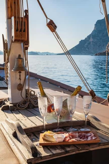 PortoS.Paolo: Half Day Traditional Boat Tour Tavolara Molara - Why Tavolara and Molara work so well for a half day