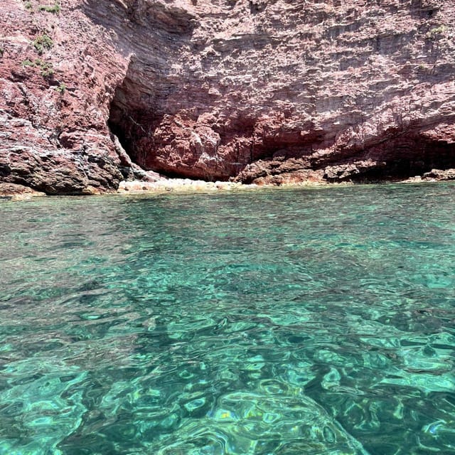 Portovenere & Gulf of Poets Half-Day Boat Tour La Spezia - Le Nere and Le Rosse: the swimming and snorkeling payoff