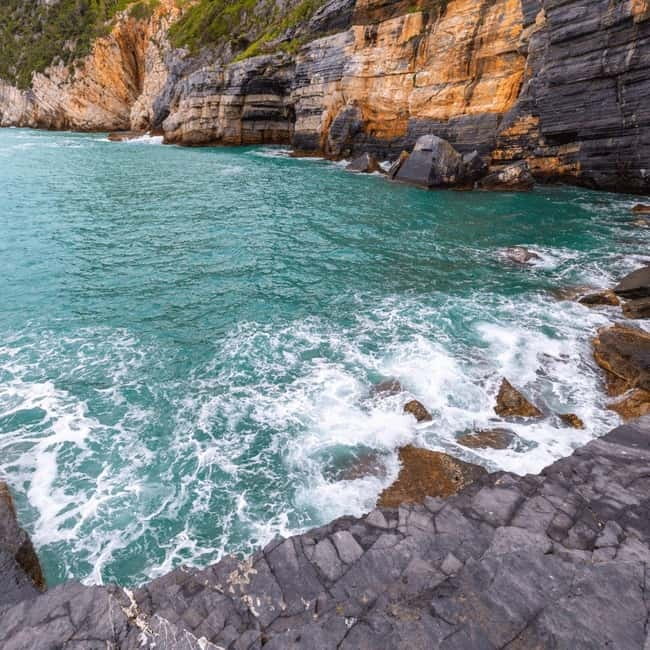 Portovenere & Gulf of Poets Half-Day Boat Tour La Spezia - Morning (10:00–14:00) vs afternoon (14:30–18:30): how to choose