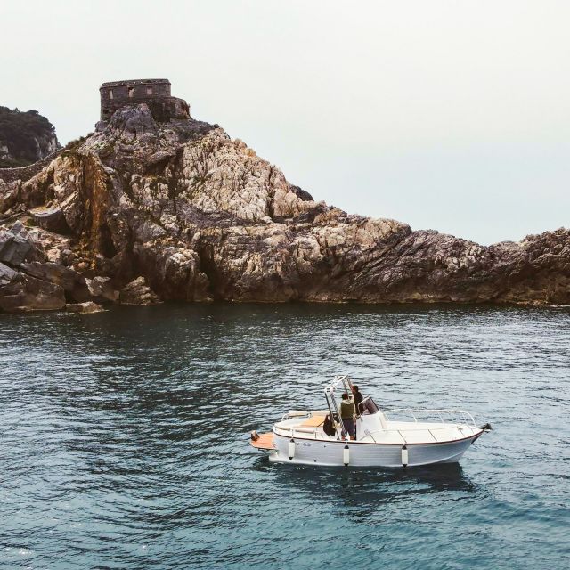 Portovenere: Isola Palmaria, Tino, and Tinetto Boat Tour - Tinetto Island: Short, Sweet, and Built for Photos