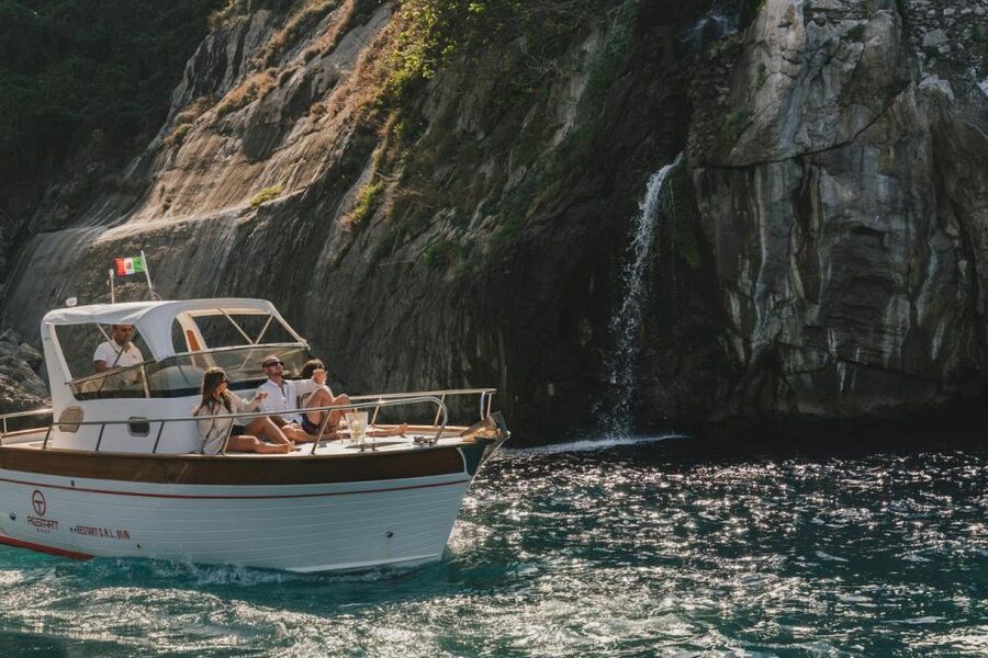 Positano: Boat Tour of Capri with Drinks and Snacks - When Seas Get Rough: Safety, Boat Size, and Captain Flexibility