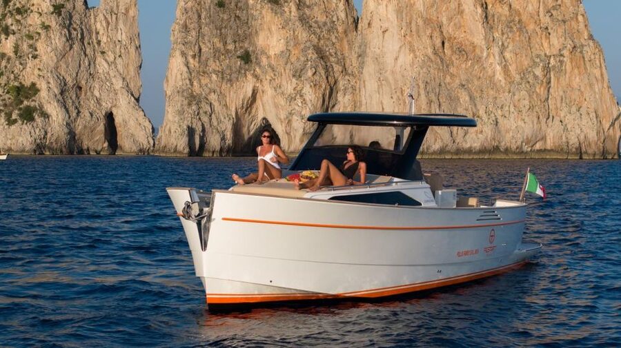 Positano: Boat Tour of Capri with Drinks and Snacks - Meeting The Sparviero Boat on Positano’s Main Pier