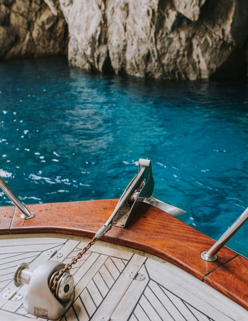 Positano: Capri and Blue Grotto Shared Boat Tour with Drinks - Swim Stop in the Tyrrhenian Sea: A Included Break You’ll Feel