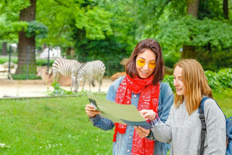 Prague: Boat Ride to the Zoo and Admission Ticket - Who should book this Prague boat-to-zoo day