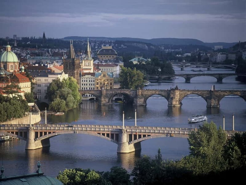 Prague: Bus and Boat Tour - Key Things to Know Before You Go