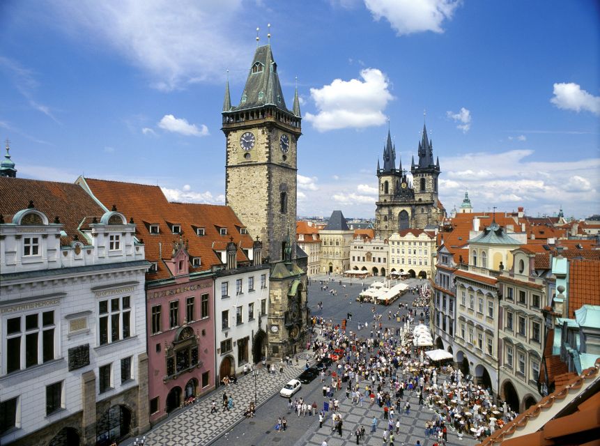 Prague: Bus and Boat Tour - One-Hour Vltava Cruise: Views of Castle, Charles Bridge, Old Town