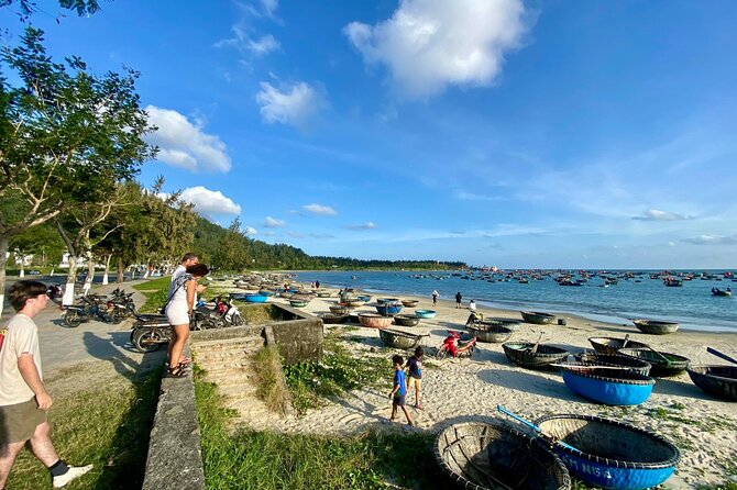 PRIAVATE DaNang CITY TOUR-FOOD TOUR-Sunset BOAT TRIP on Han river - A 6-Hour Private Day That Mixes Land Sights With Water Time