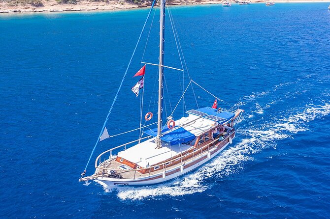 Private 6-Hour Boat Tour with Lunch in Bodrum Bays - The Boat, the Crew, and the Reality of a Private Charter