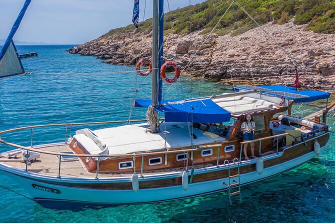 Private 6-Hour Boat Tour with Lunch in Bodrum Bays - Red Bay: Lunch, Swimming Breaks, and Snorkel Time with Fish