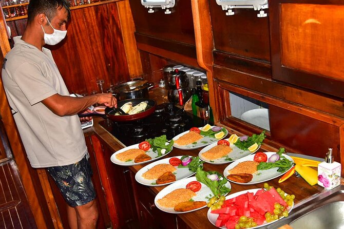 Private 6-Hour Boat Tour with Lunch in Bodrum Bays - Should You Book This Private Boat Tour in Bodrum?