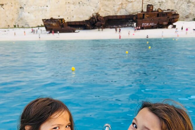 Private 7m 250hp speed boat tour Shipwreck Blue caves up to 8pax - FAQ