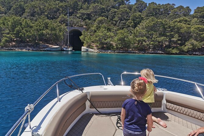 Private boat Tour - Dubrovnik Old Town and Elaphite islands - Elaphite islands and the Blue Cave: how the day can flex