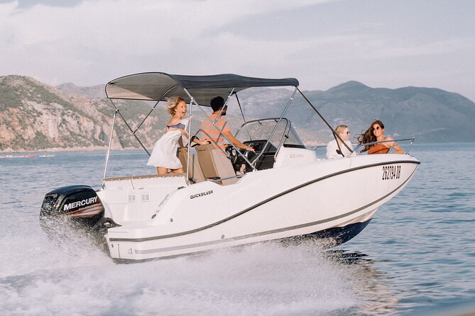 Private Boat Tour-Elafiti islands,Blue and green cave,Sandy Beach - Snorkeling, Drinks, and Music: What’s Included and What to Confirm