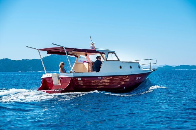 Private boat tour- explore the islands, find hidden caves and try snorkelling - Why this boat day works better than a shore day