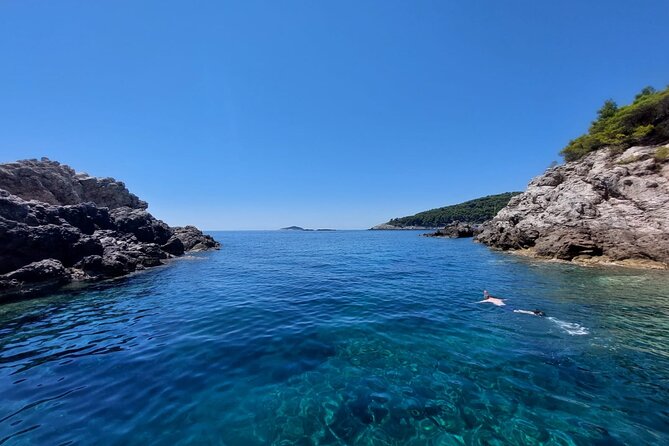 Private boat tour- explore the islands, find hidden caves and try snorkelling - Šunj Beach: the final swim-and-beer rhythm