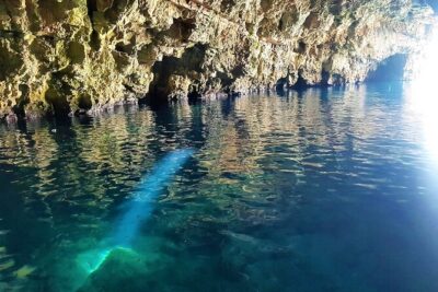 Private Boat Tour from Hvar - Blue and Green cave, Vis, and the Pakleni islands - Stiniva Cove on Vis: the Beach With a Collapsed-Cave Story