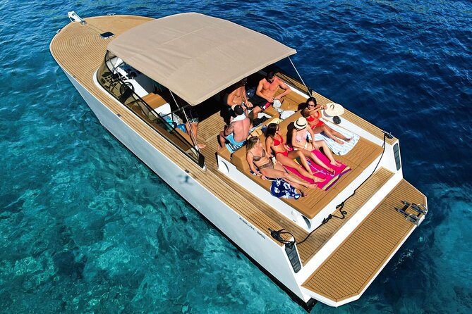 Private Boat Tour from Hvar - Blue and Green cave, Vis, and the Pakleni islands - Palmizana Botanical Garden and Pakleni Bay: Your Lunch Anchor Point