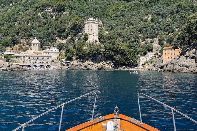 Private boat tour in the Tigullio and in the Portofino area - Portofino from the bay: sea angles plus optional shore time